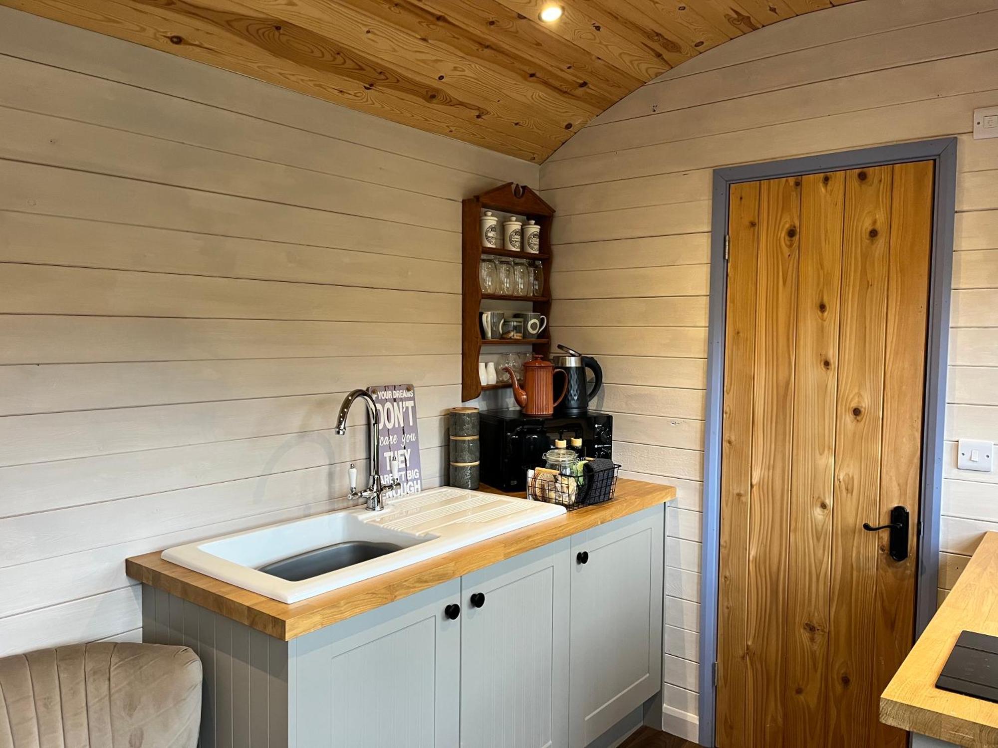 Oakies Farm Stays Llandovery Extérieur photo